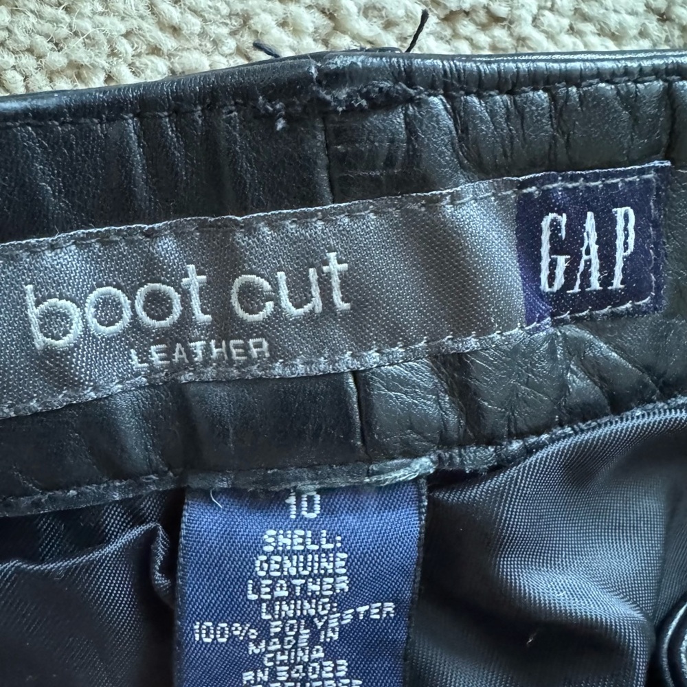 New Gap black 100% leather bootcut pants 10 - Picture 8 of 8